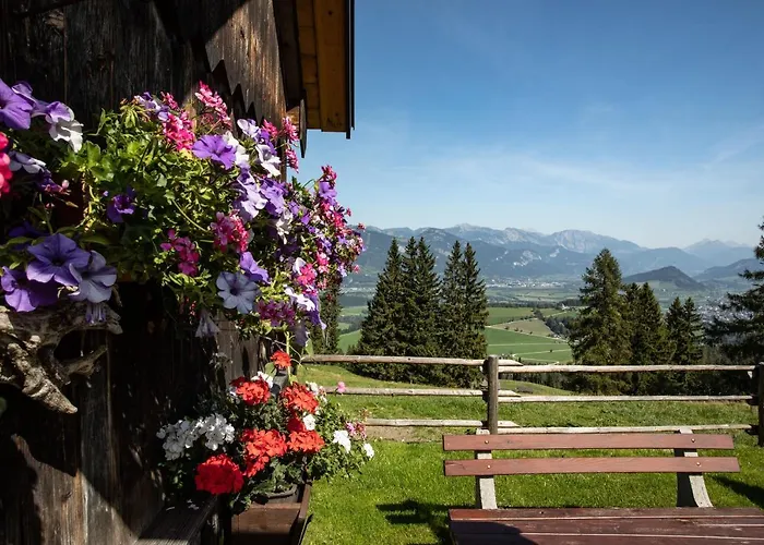 Buchmann Lehen Nyaraló *